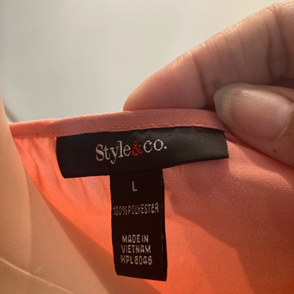 Blouse - Picture 2 of 2